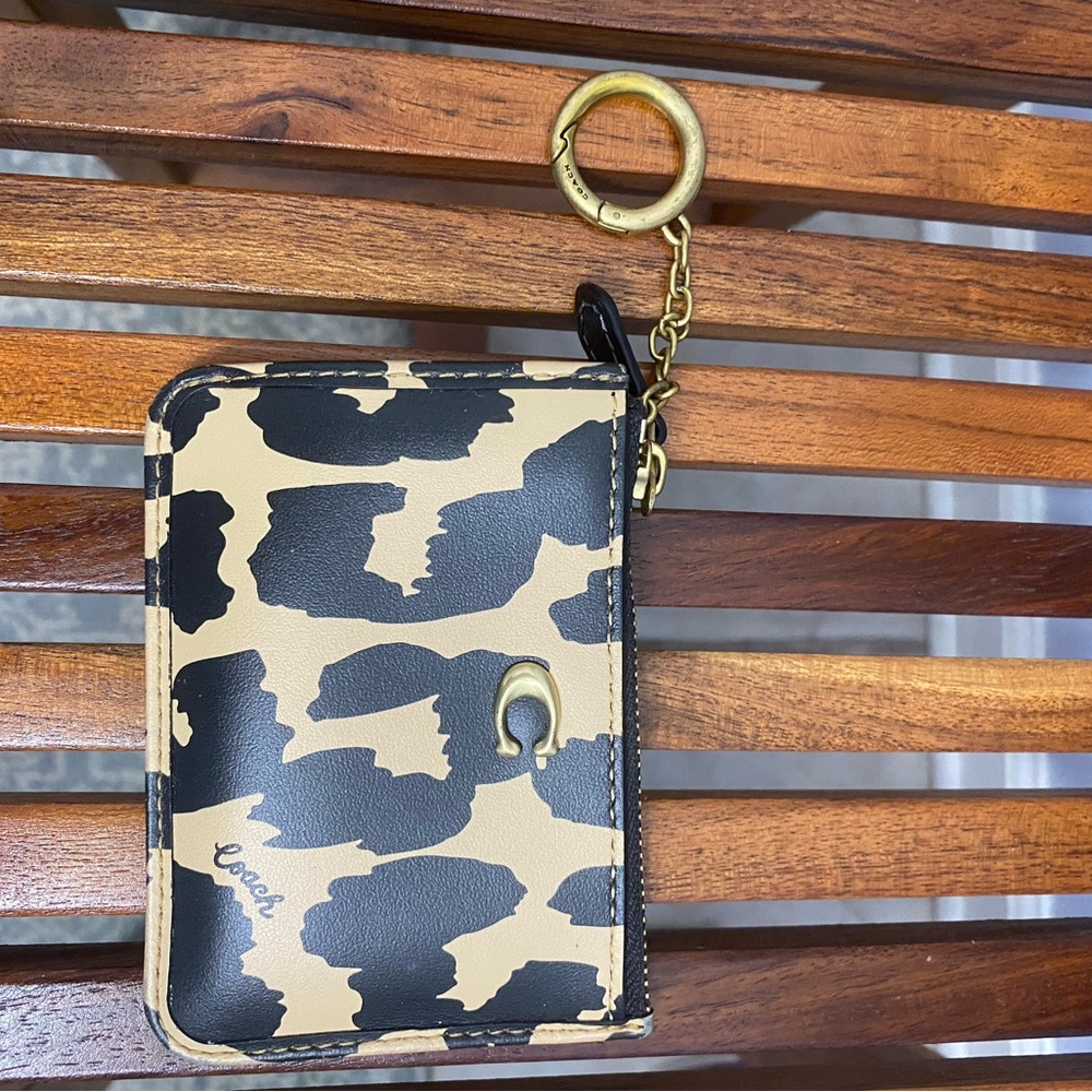 Coach Black and Tan Patterned Card Holder